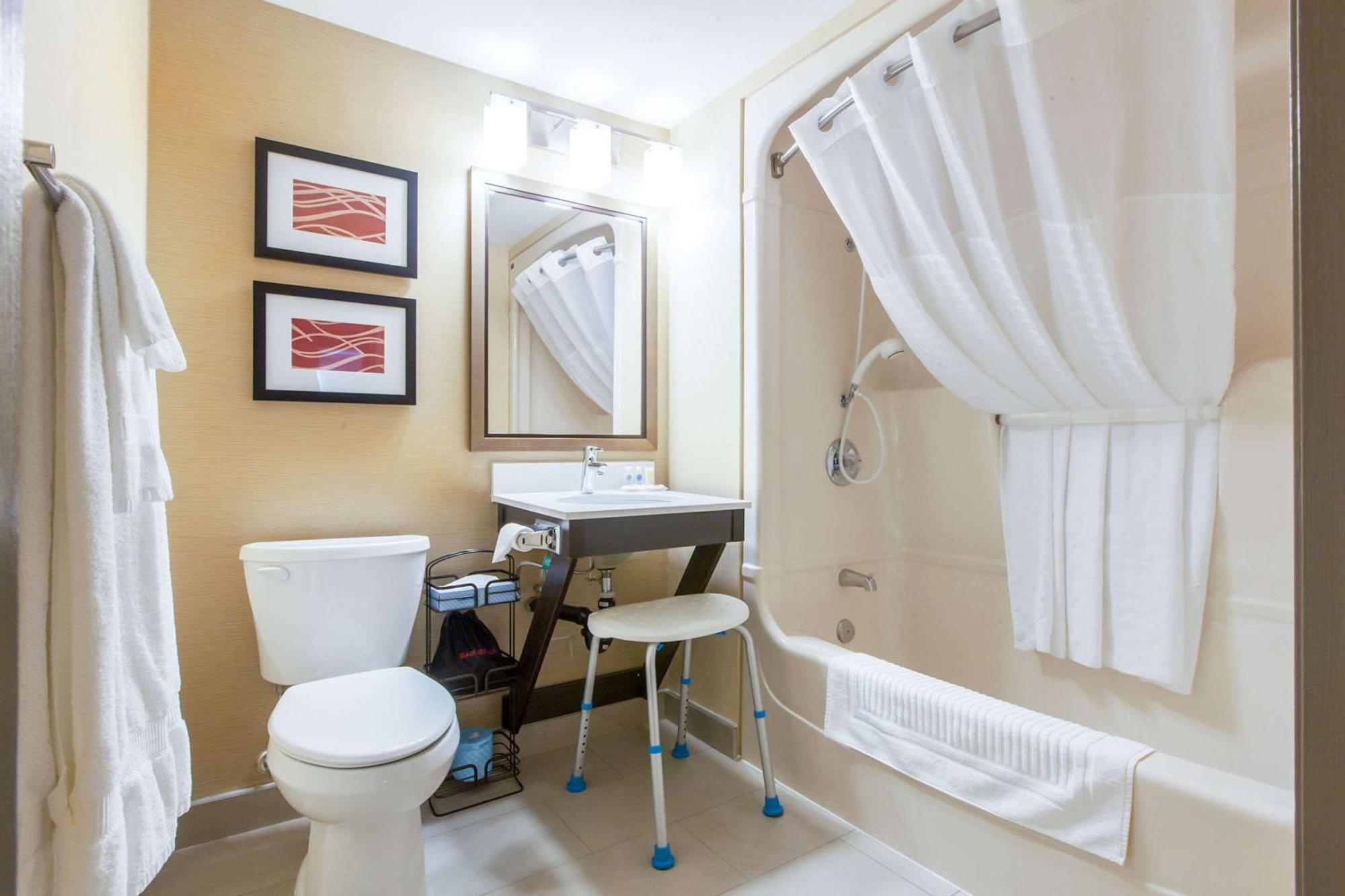 Comfort Inn Chatham-Kent Zewnętrze zdjęcie